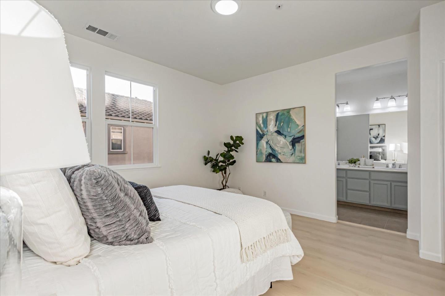 Detail Gallery Image 17 of 30 For 1890 Garzoni Pl, Santa Clara,  CA 95054 - 3 Beds | 2/1 Baths