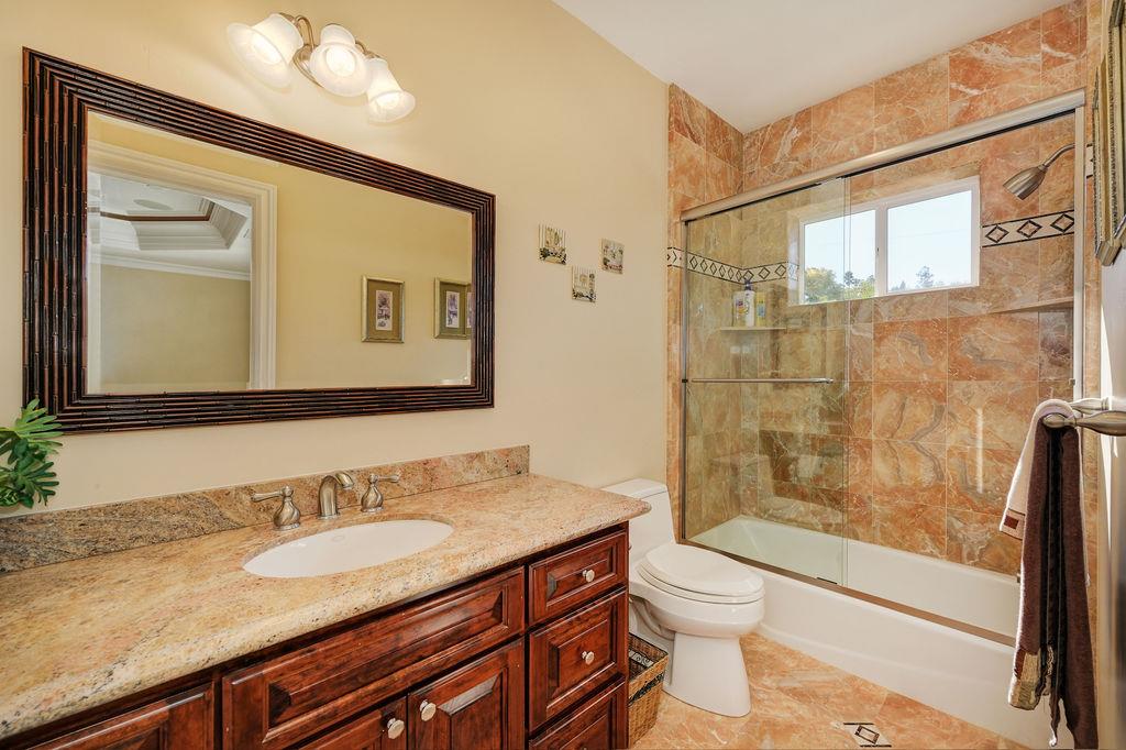 Detail Gallery Image 27 of 128 For 17110 Copper Hill Dr, Morgan Hill,  CA 95037 - 4 Beds | 4/1 Baths