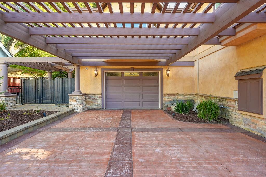 Detail Gallery Image 68 of 128 For 17110 Copper Hill Dr, Morgan Hill,  CA 95037 - 4 Beds | 4/1 Baths