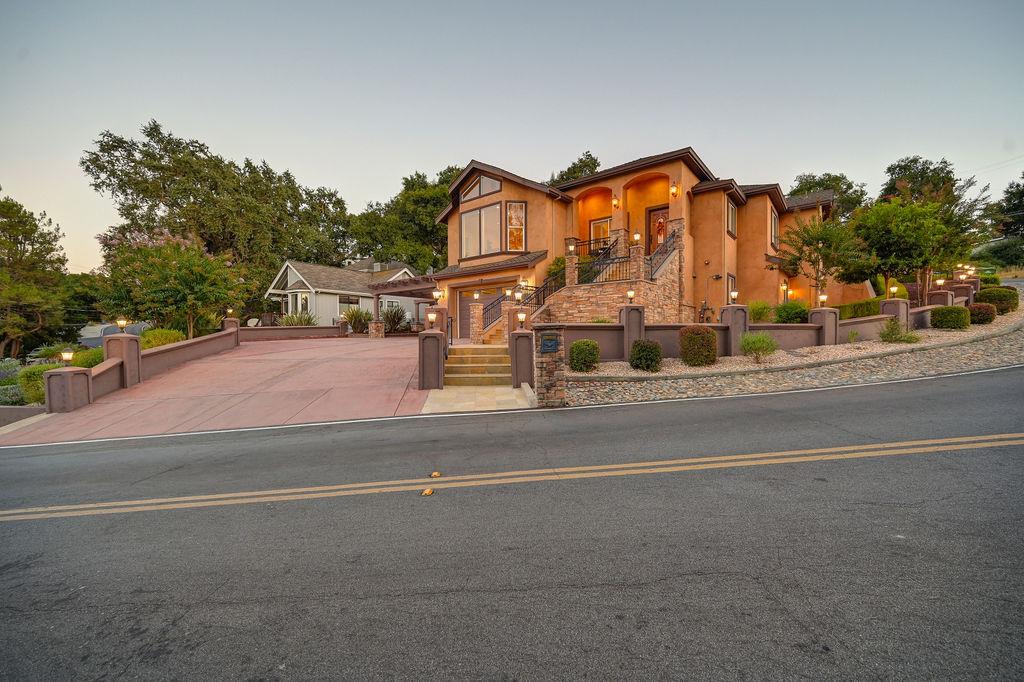 Detail Gallery Image 91 of 128 For 17110 Copper Hill Dr, Morgan Hill,  CA 95037 - 4 Beds | 4/1 Baths