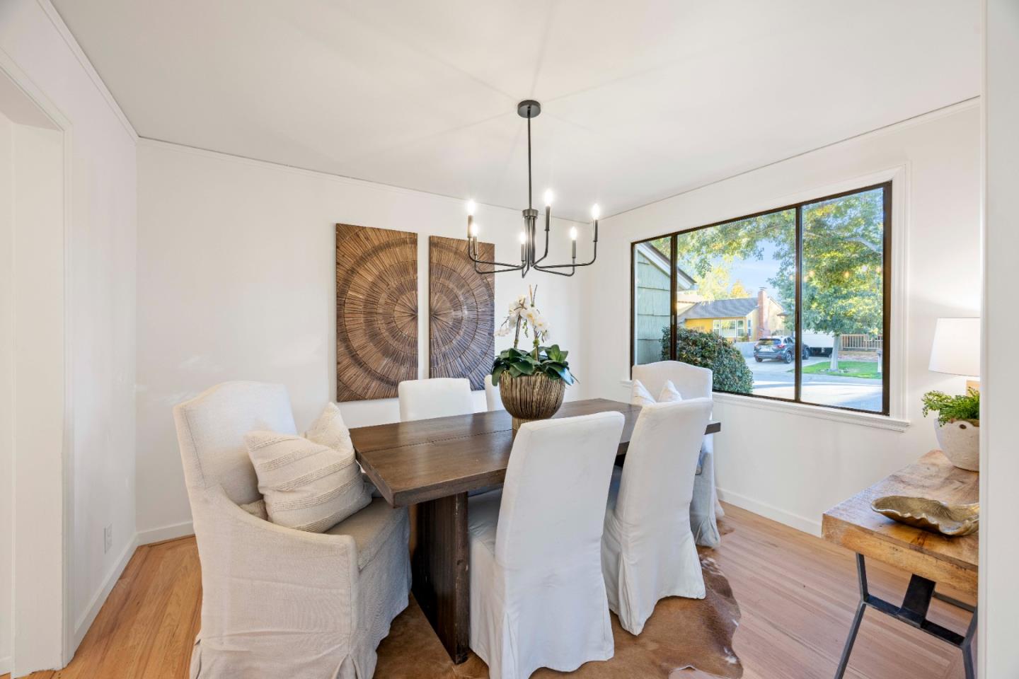 Detail Gallery Image 3 of 15 For 1209 Carlisle Dr, San Mateo,  CA 94402 - 3 Beds | 1 Baths