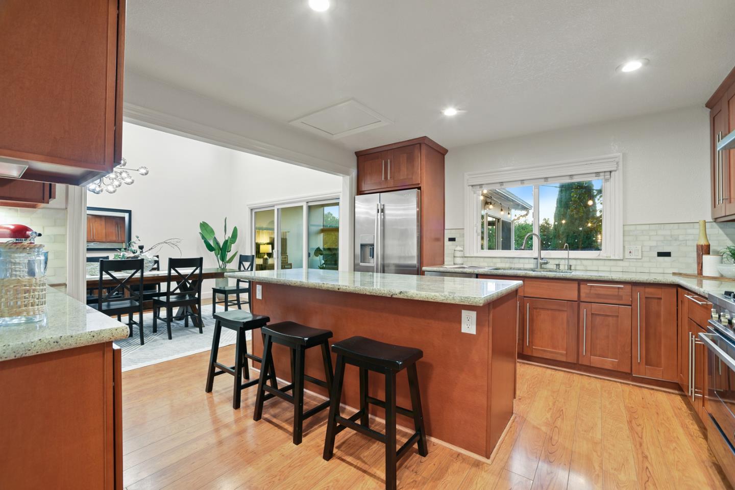 Detail Gallery Image 7 of 22 For 45075 Manzanita Ct, Fremont,  CA 94539 - 3 Beds | 2 Baths