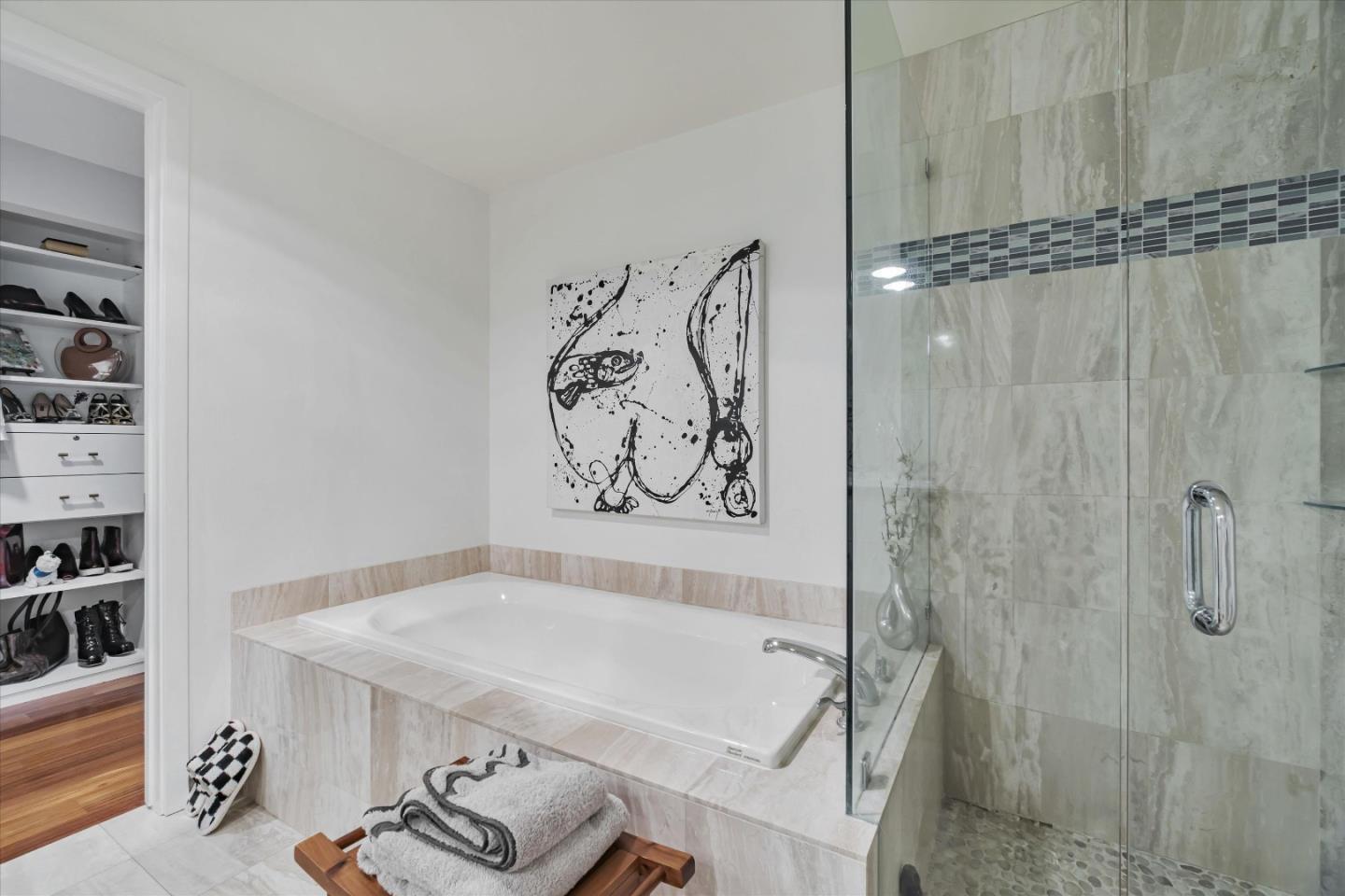 Detail Gallery Image 30 of 50 For 1388 Gough St #406,  San Francisco,  CA 94109 - 2 Beds | 2 Baths