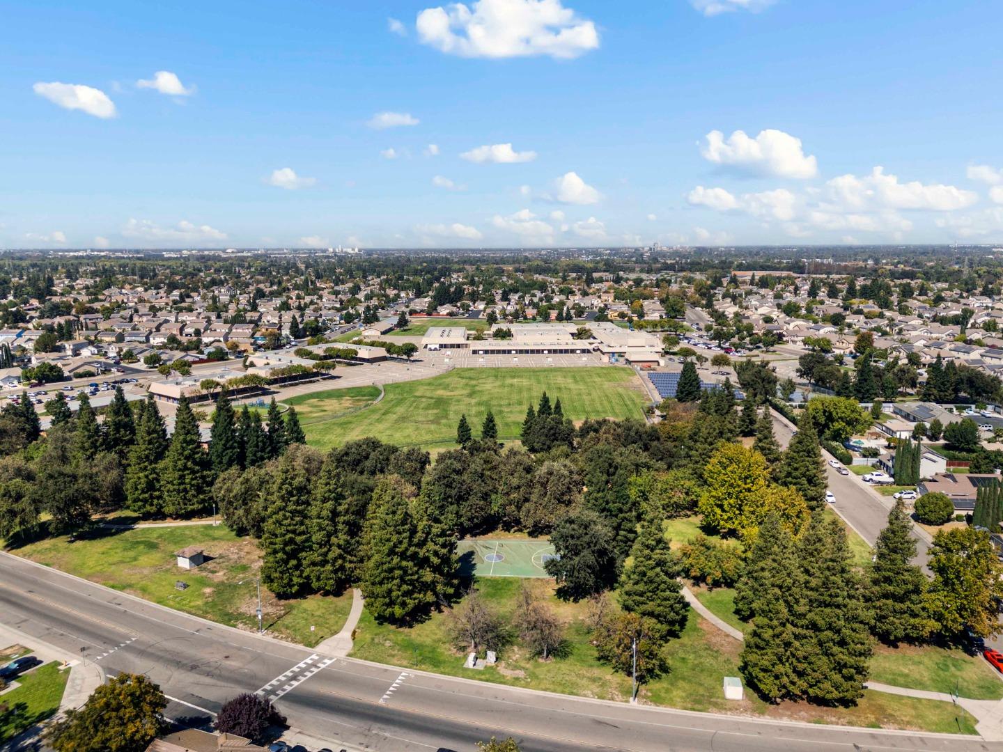 Detail Gallery Image 44 of 45 For 4749 Edgebrook Ave, Stockton,  CA 95206 - 4 Beds | 2 Baths