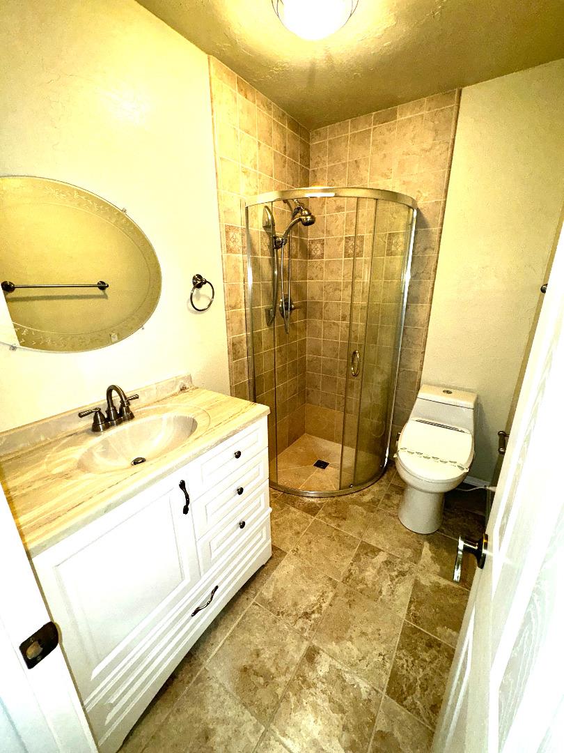Detail Gallery Image 16 of 33 For 3012 Ellen Ct, Marina,  CA 93933 - 6 Beds | 4 Baths