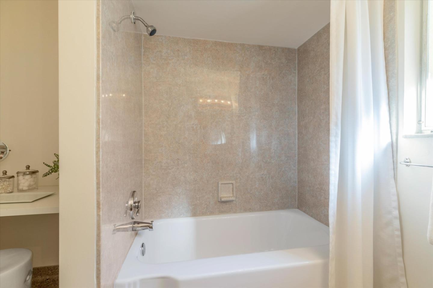 Detail Gallery Image 19 of 53 For 14961 National Ave, Los Gatos,  CA 95032 - 3 Beds | 2/1 Baths