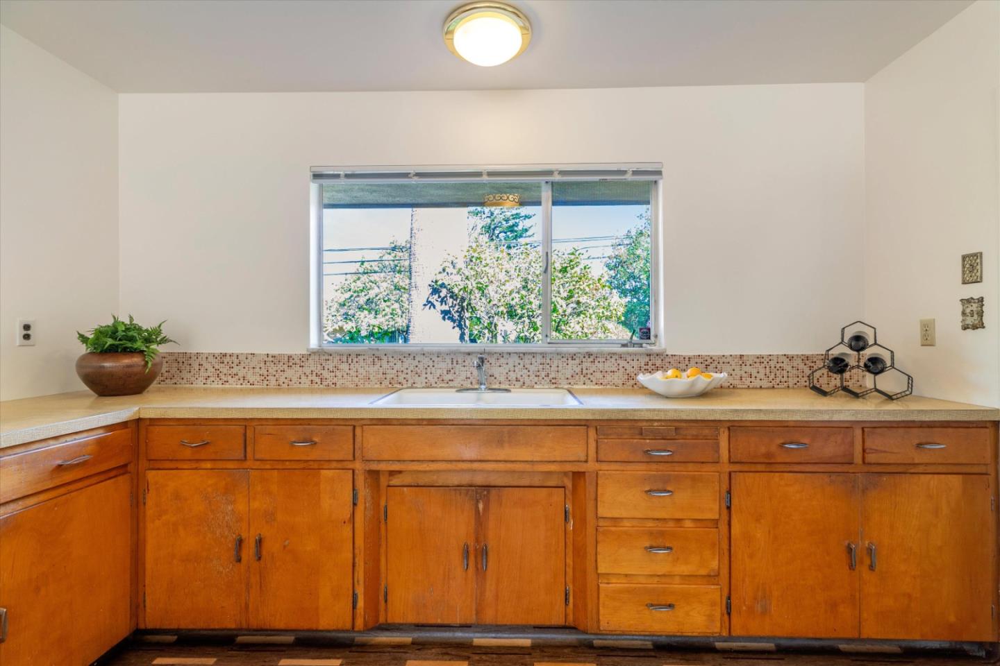 Detail Gallery Image 6 of 53 For 14961 National Ave, Los Gatos,  CA 95032 - 3 Beds | 2/1 Baths