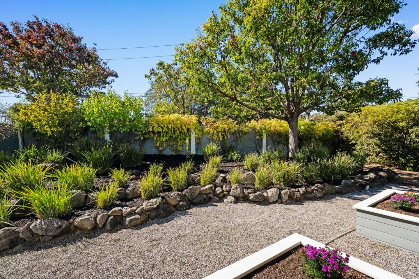 Detail Gallery Image 62 of 85 For 681 Upland Rd, Redwood City,  CA 94062 - 3 Beds | 2/1 Baths