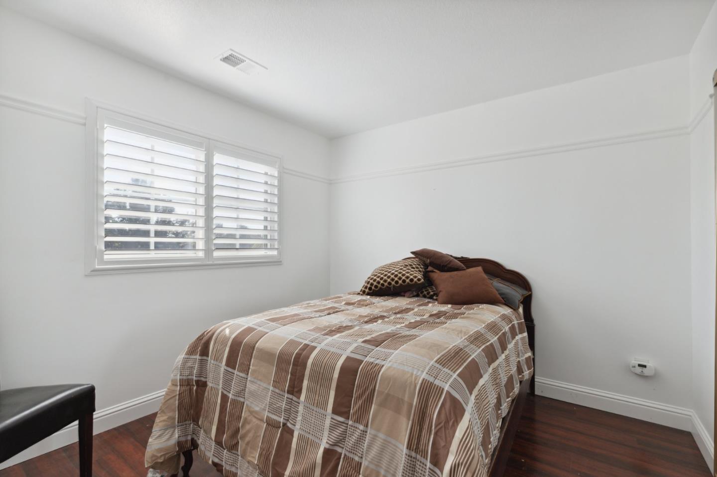 Detail Gallery Image 21 of 41 For 2047 William Moss Blvd, Stockton,  CA 95206 - 3 Beds | 2/1 Baths