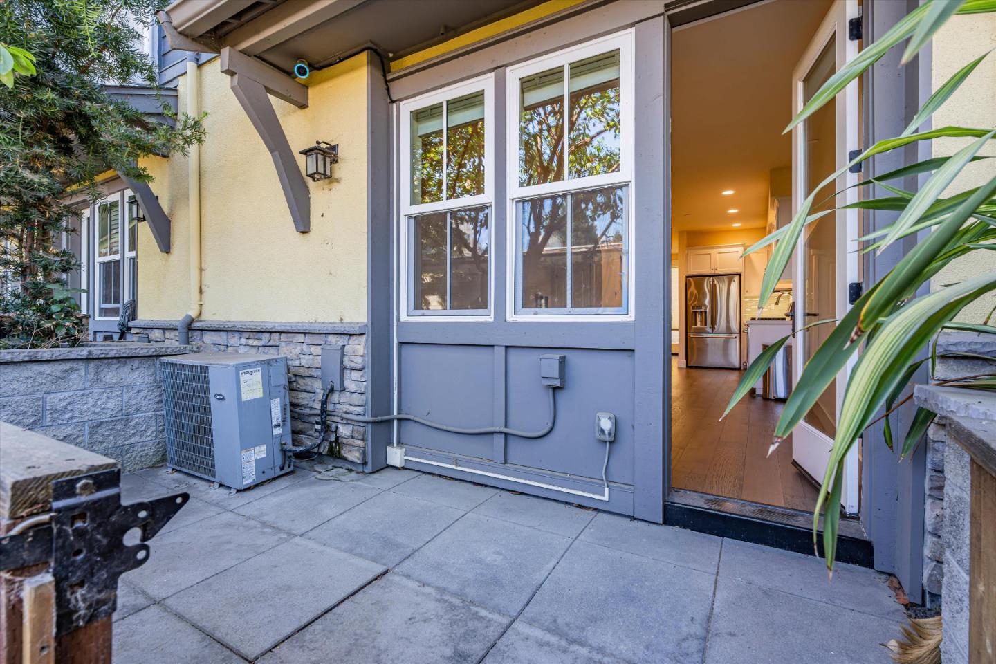 Detail Gallery Image 27 of 33 For 166 Tilton Ave, San Mateo,  CA 94401 - 2 Beds | 2 Baths