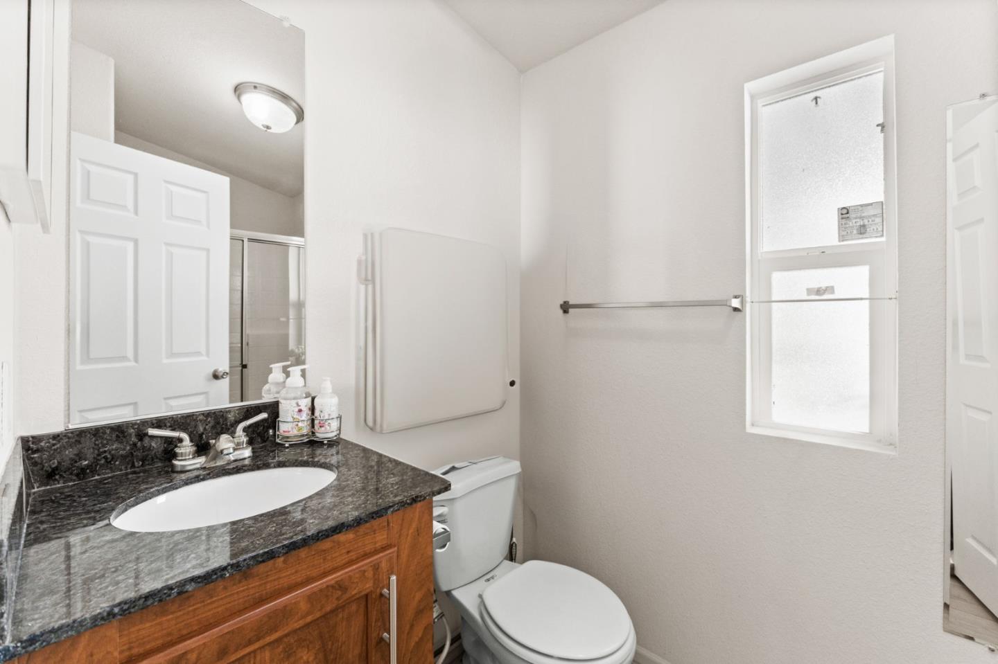 Detail Gallery Image 19 of 30 For 1201 Sycamore Ter #19,  Sunnyvale,  CA 94086 - 2 Beds | 2 Baths