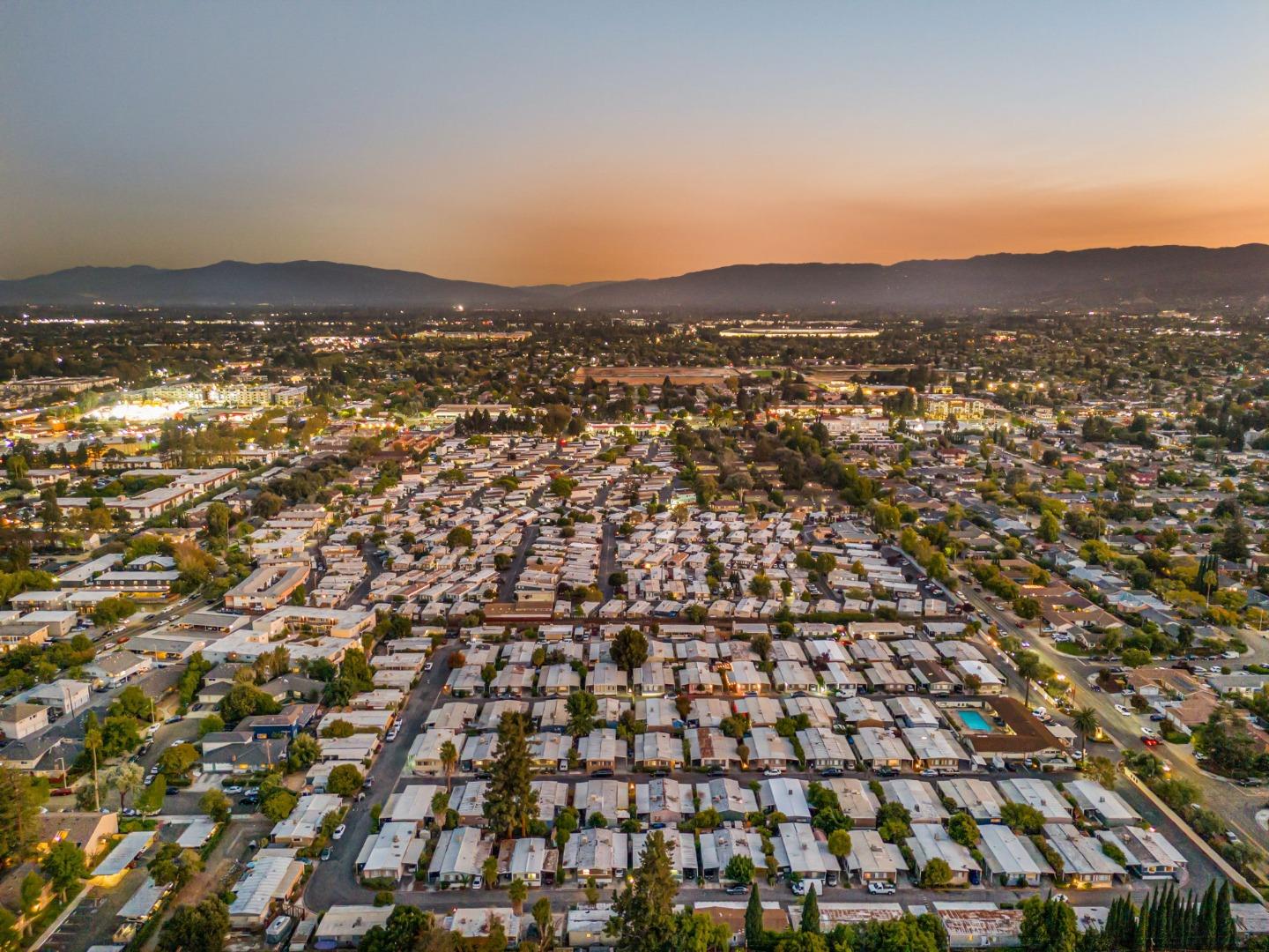 Detail Gallery Image 27 of 30 For 1201 Sycamore Ter #19,  Sunnyvale,  CA 94086 - 2 Beds | 2 Baths