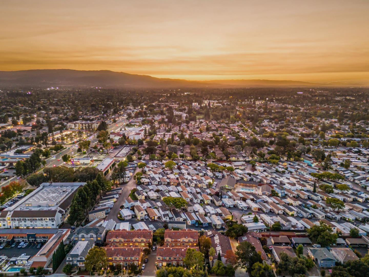 Detail Gallery Image 28 of 30 For 1201 Sycamore Ter #19,  Sunnyvale,  CA 94086 - 2 Beds | 2 Baths