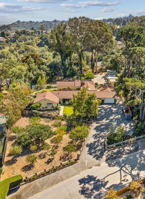 2915 Summit Drive, Hillsborough, California 94010, 4 Bedrooms Bedrooms, ,3 BathroomsBathrooms,Residential,For Sale,2915 Summit Drive,ML81982628