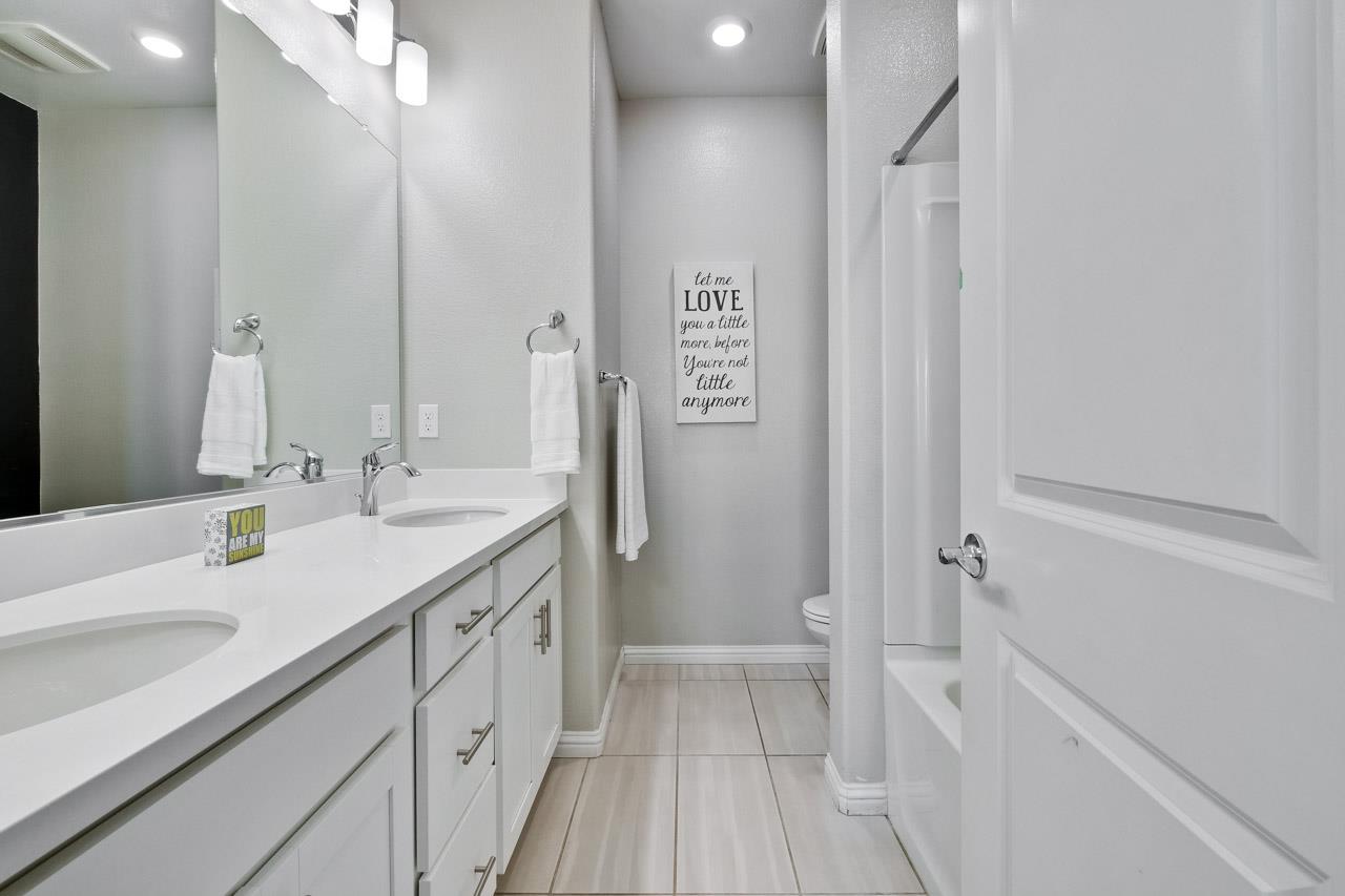 Detail Gallery Image 36 of 82 For 5750 Stealth Loop, San Jose,  CA 95119 - 2 Beds | 2/1 Baths