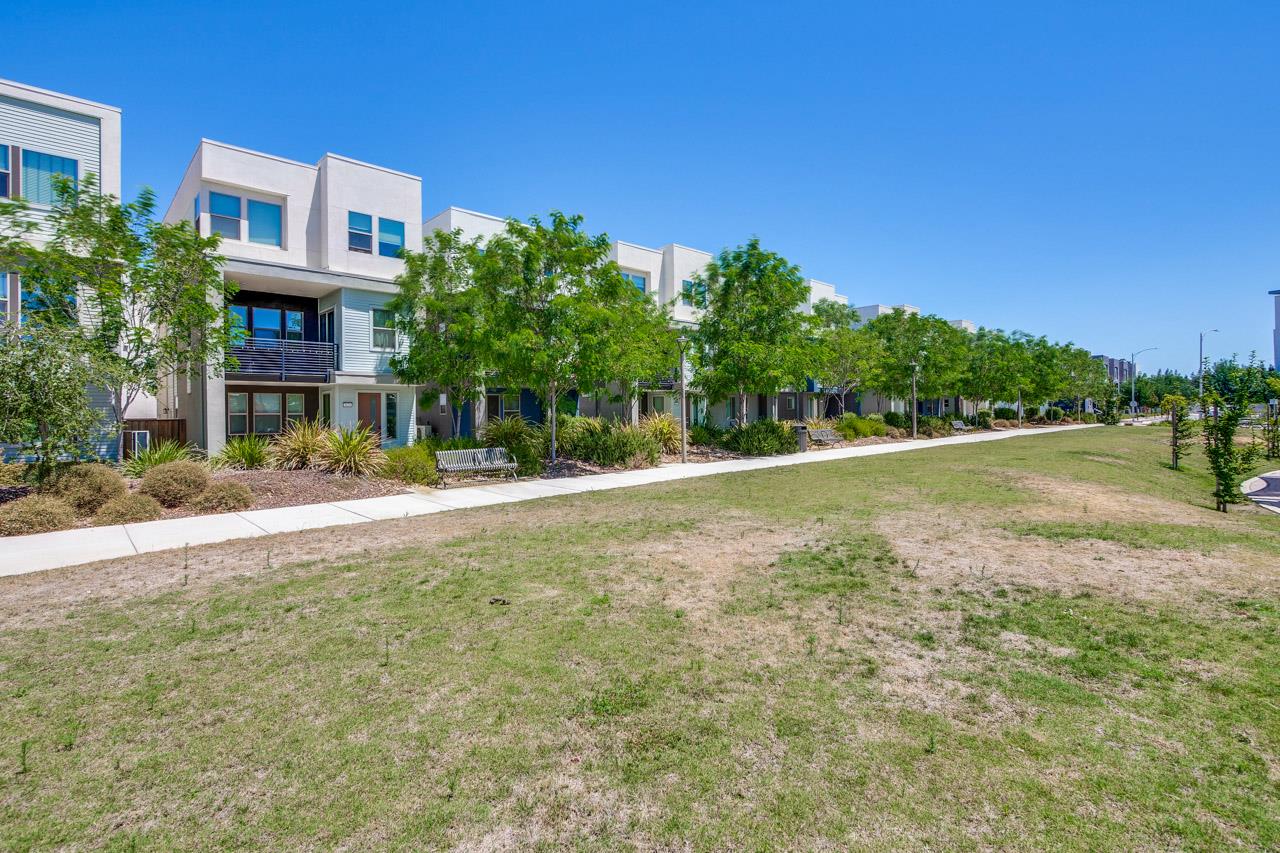 Detail Gallery Image 57 of 82 For 5750 Stealth Loop, San Jose,  CA 95119 - 2 Beds | 2/1 Baths