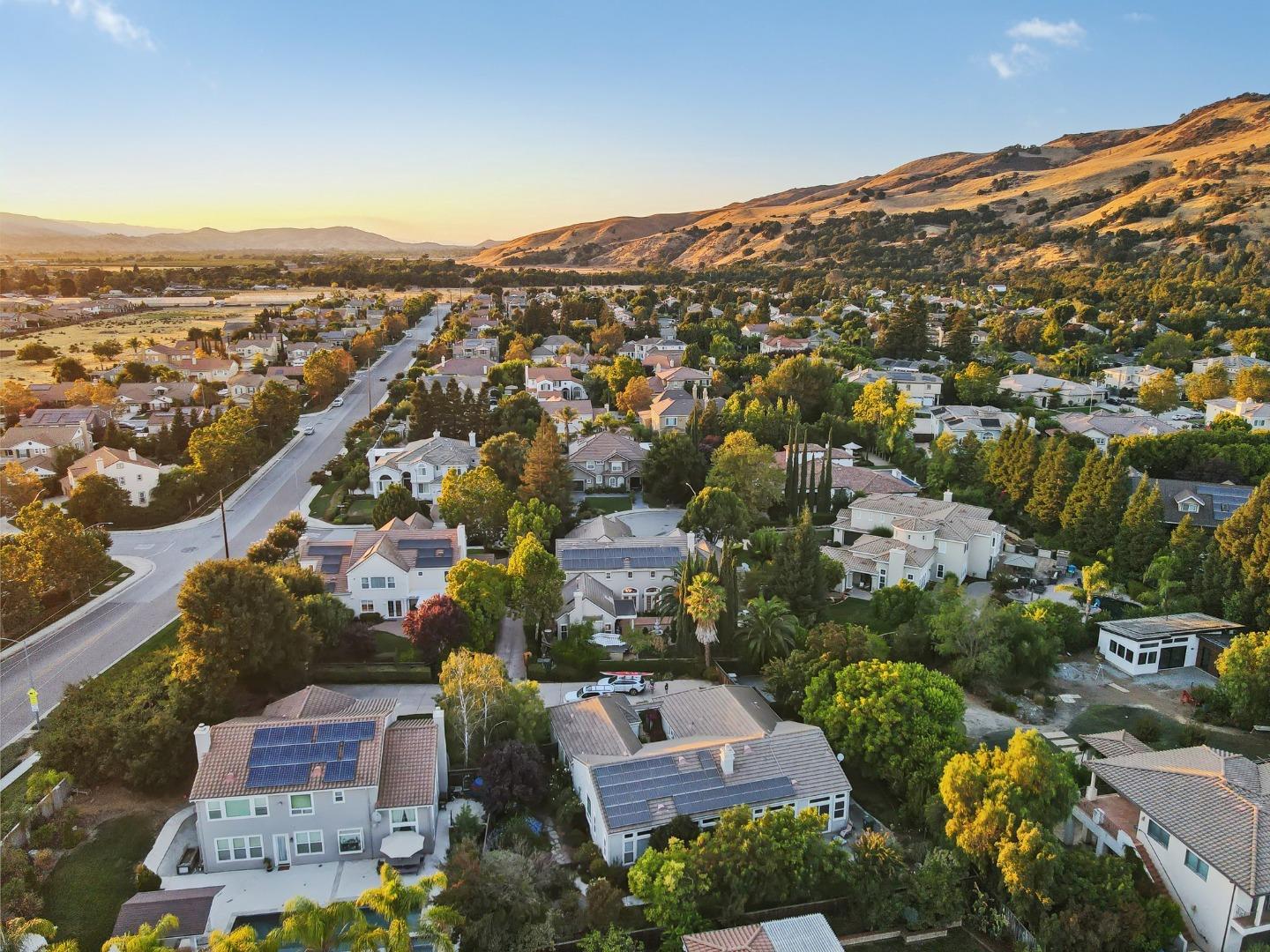 Detail Gallery Image 81 of 86 For 1512 Evening Star Ct, Morgan Hill,  CA 95037 - 4 Beds | 3/1 Baths