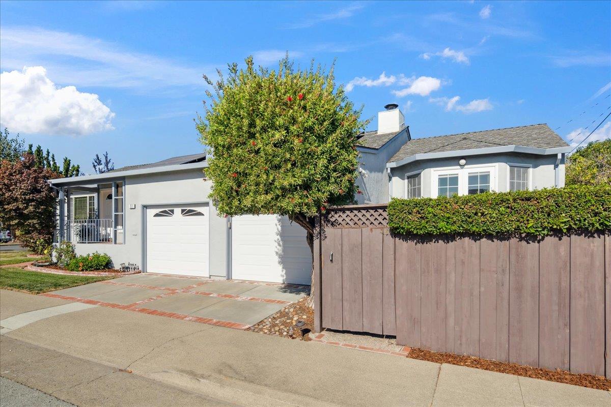 Detail Gallery Image 9 of 52 For 77 Antioch Dr, San Mateo,  CA 94403 - 3 Beds | 2 Baths