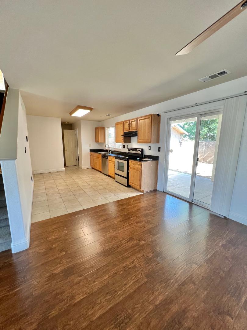 Detail Gallery Image 9 of 49 For 1293 Sunrise Dr, Merced,  CA 95348 - 3 Beds | 2/1 Baths