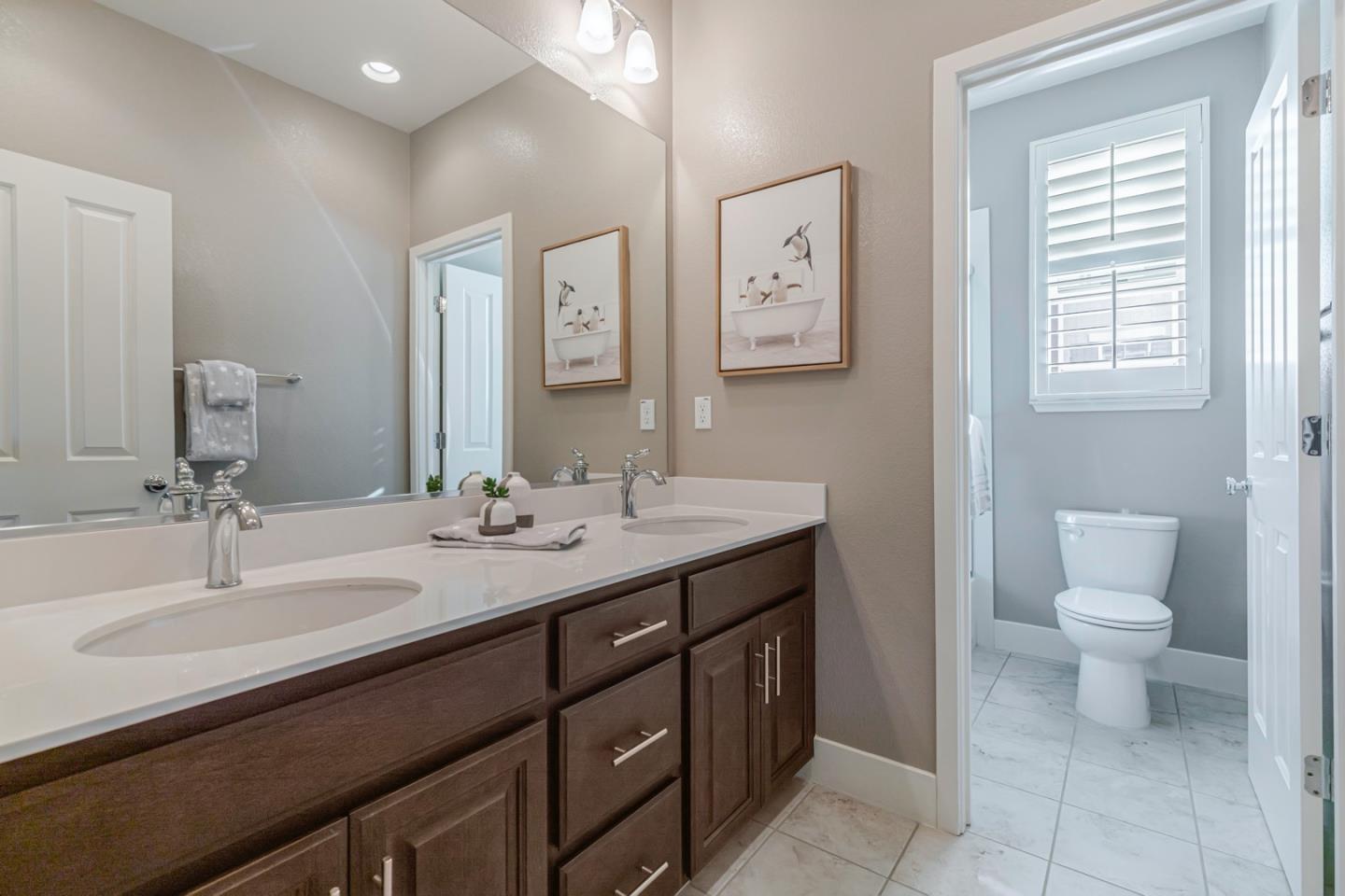 Detail Gallery Image 49 of 99 For 9958 Bobcat Ct, Gilroy,  CA 95020 - 4 Beds | 3/1 Baths