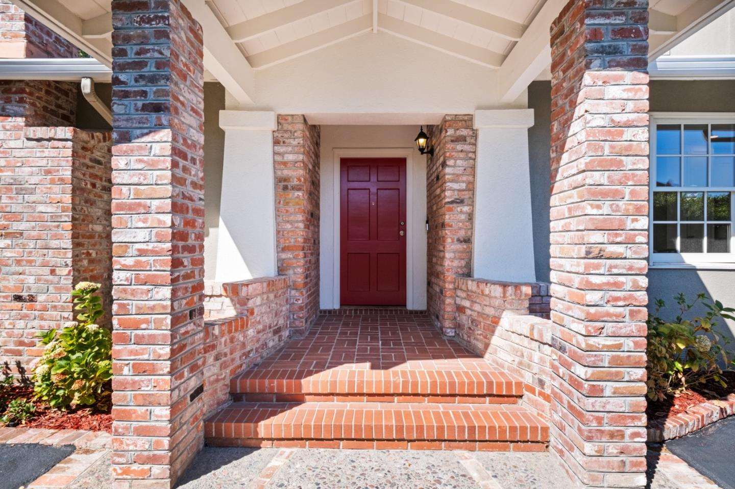 Detail Gallery Image 58 of 60 For 816 Newhall Rd, Burlingame,  CA 94010 - 3 Beds | 3/1 Baths