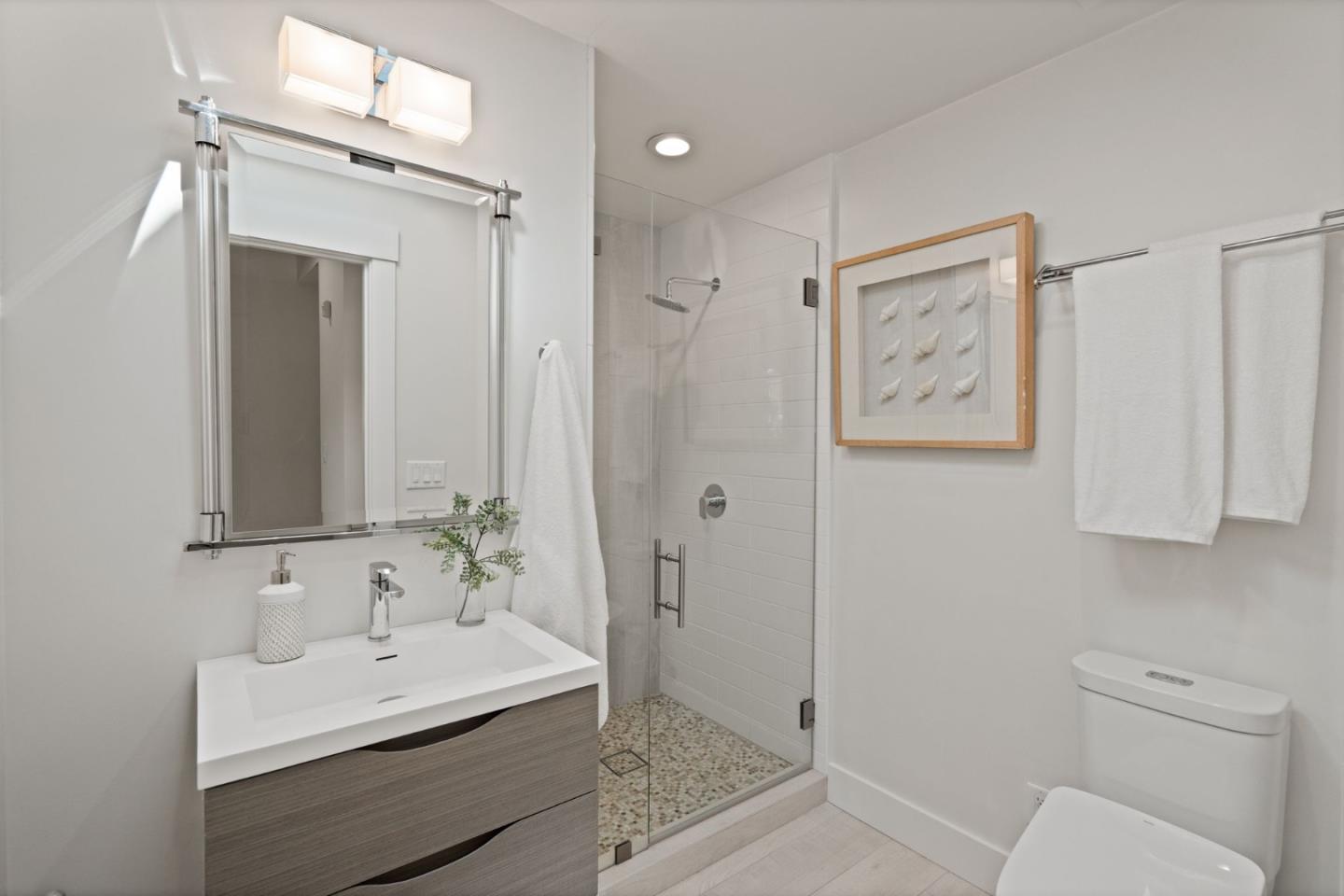 Detail Gallery Image 24 of 57 For 1330 Fairway Dr, Los Altos,  CA 94024 - 4 Beds | 4/1 Baths