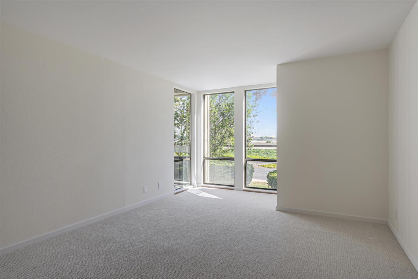 Detail Gallery Image 16 of 35 For 1051 Beach Park Blvd #102,  Foster City,  CA 94404 - 3 Beds | 2 Baths