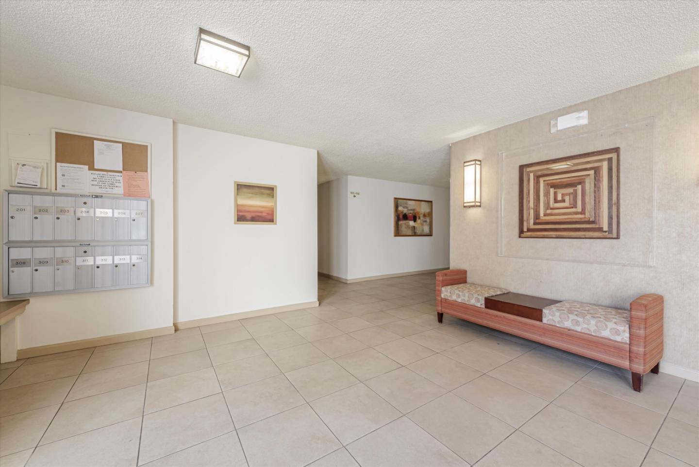 Detail Gallery Image 29 of 35 For 1051 Beach Park Blvd #102,  Foster City,  CA 94404 - 3 Beds | 2 Baths