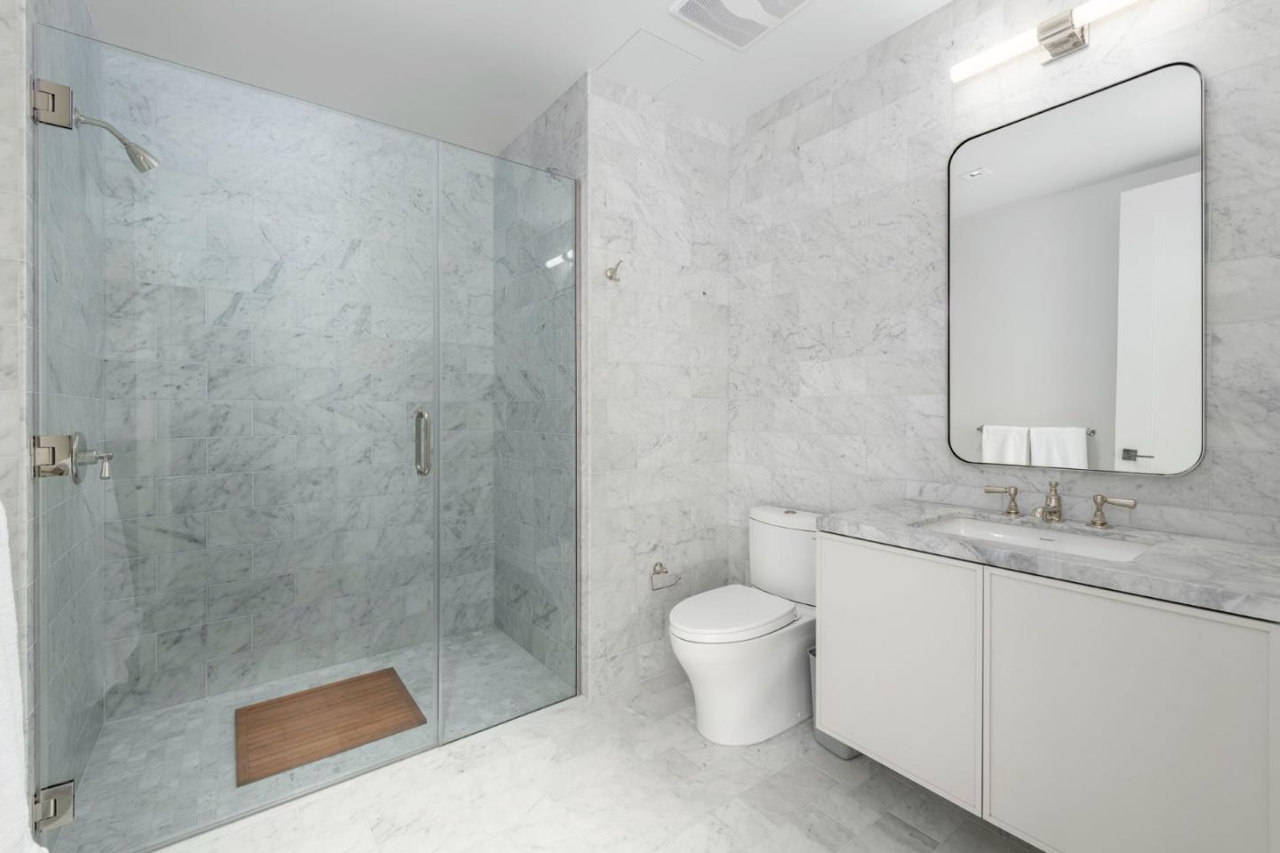 Detail Gallery Image 8 of 24 For 1515 Union St 6b,  San Francisco,  CA 94123 - 3 Beds | 2/1 Baths