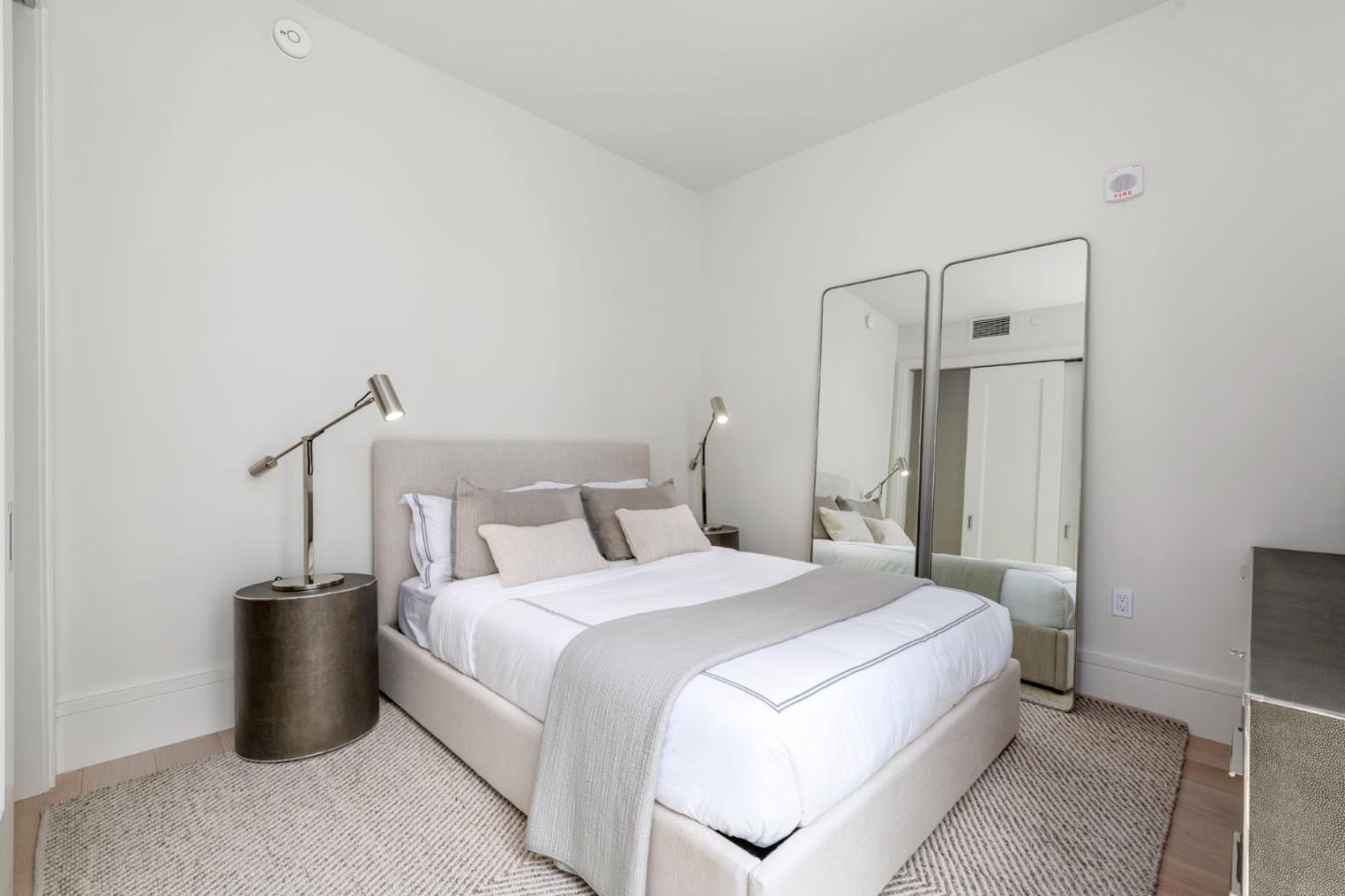 Detail Gallery Image 9 of 24 For 1515 Union St 6b,  San Francisco,  CA 94123 - 3 Beds | 2/1 Baths