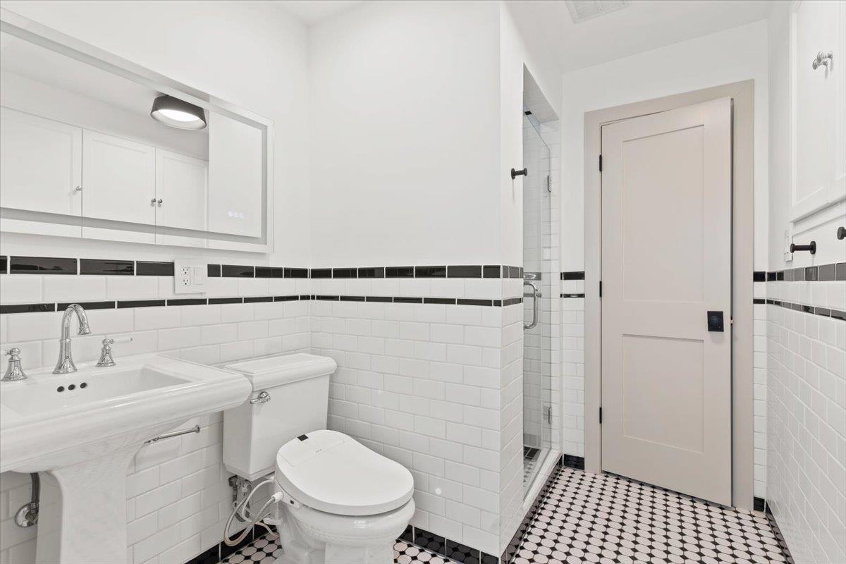 Detail Gallery Image 17 of 26 For 225 N 1st St, Campbell,  CA 95008 - 3 Beds | 2 Baths