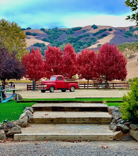 Detail Gallery Image 2 of 30 For 3970 Leavesley Rd, Gilroy,  CA 95020 - 4 Beds | 3/1 Baths