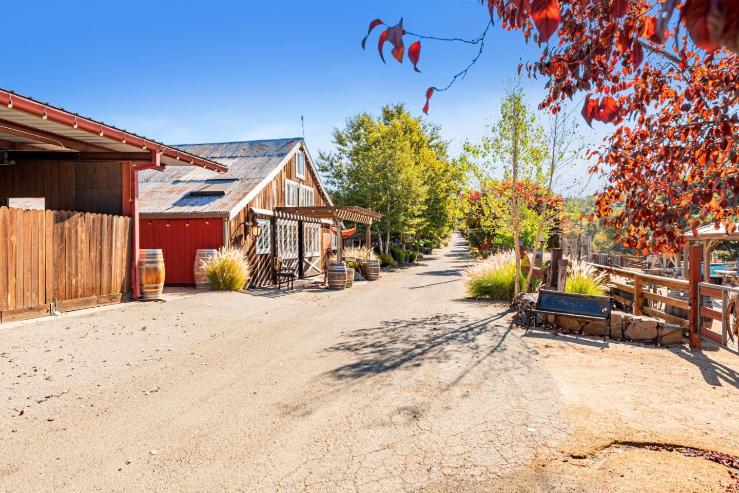 Detail Gallery Image 8 of 30 For 3970 Leavesley Rd, Gilroy,  CA 95020 - 4 Beds | 3/1 Baths