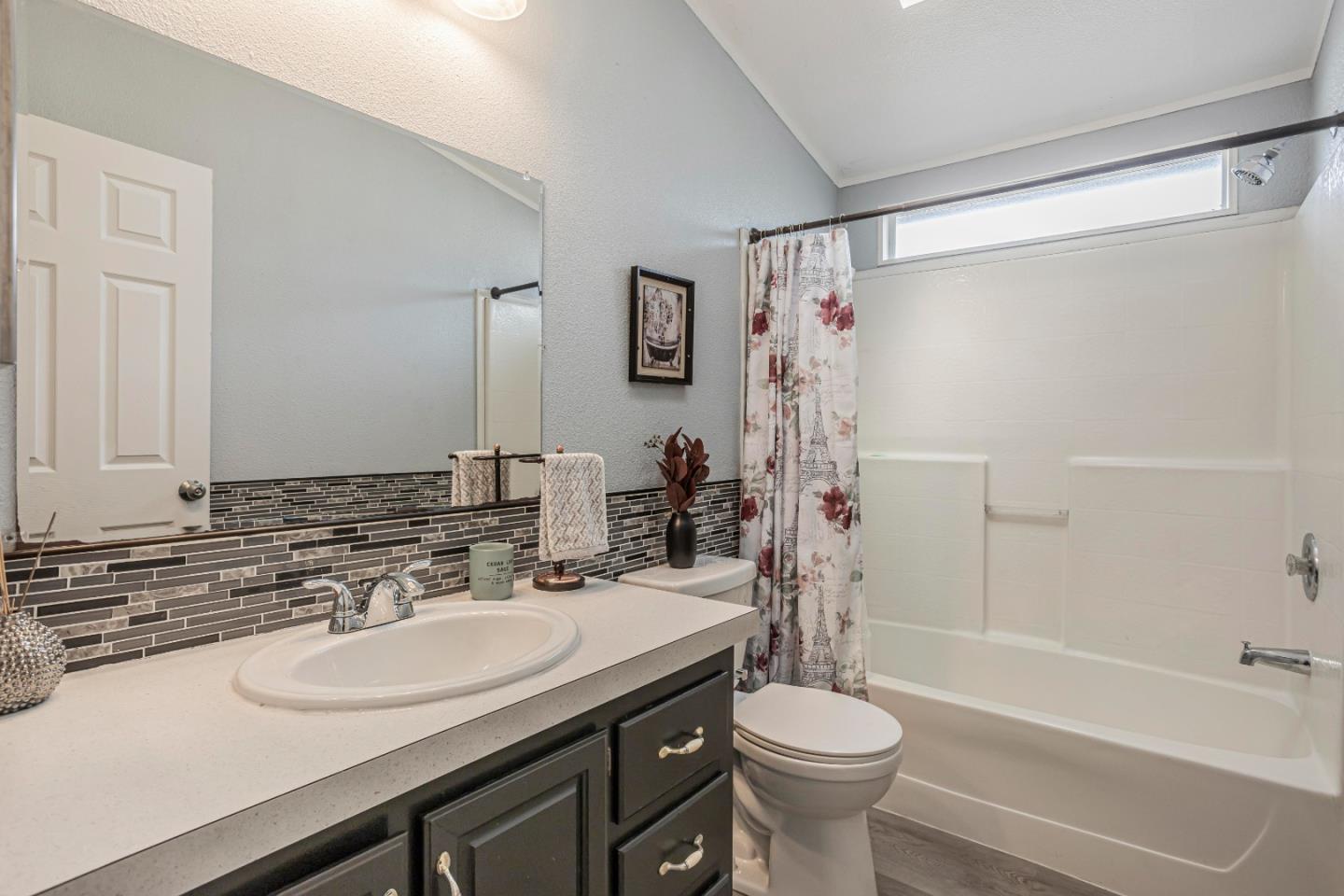 Detail Gallery Image 15 of 24 For 2151 Oakland Rd #304,  San Jose,  CA 95131 - 3 Beds | 2 Baths