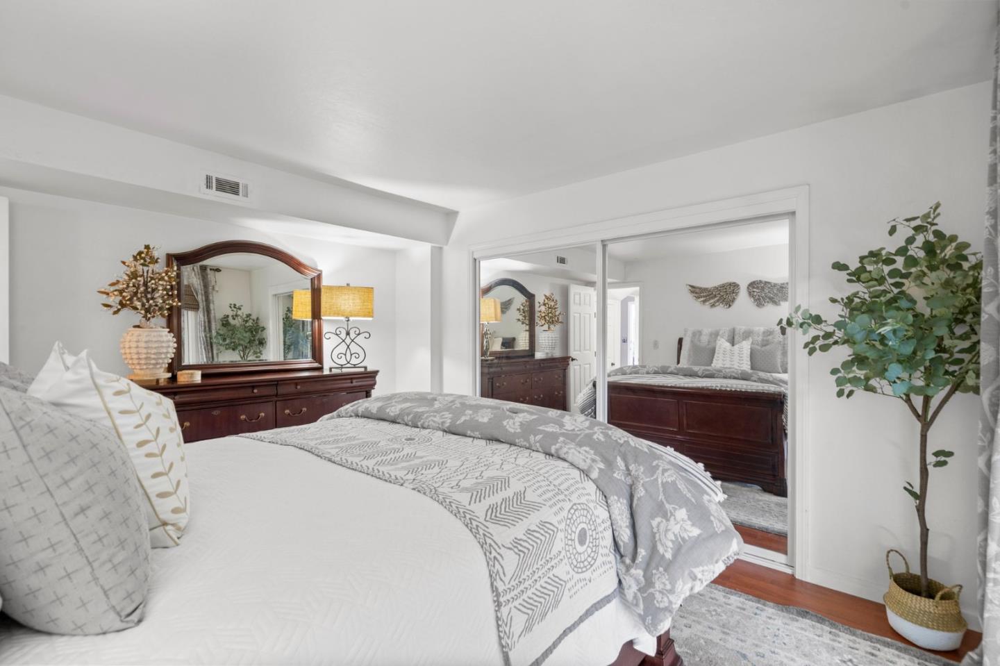 Detail Gallery Image 21 of 48 For 157 Hyannis Ct, Aptos,  CA 95003 - 2 Beds | 1/1 Baths