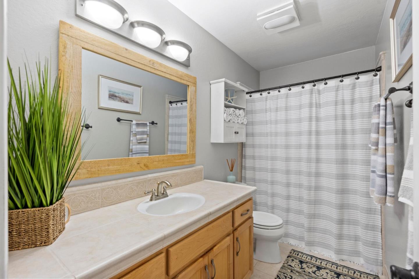 Detail Gallery Image 24 of 48 For 157 Hyannis Ct, Aptos,  CA 95003 - 2 Beds | 1/1 Baths