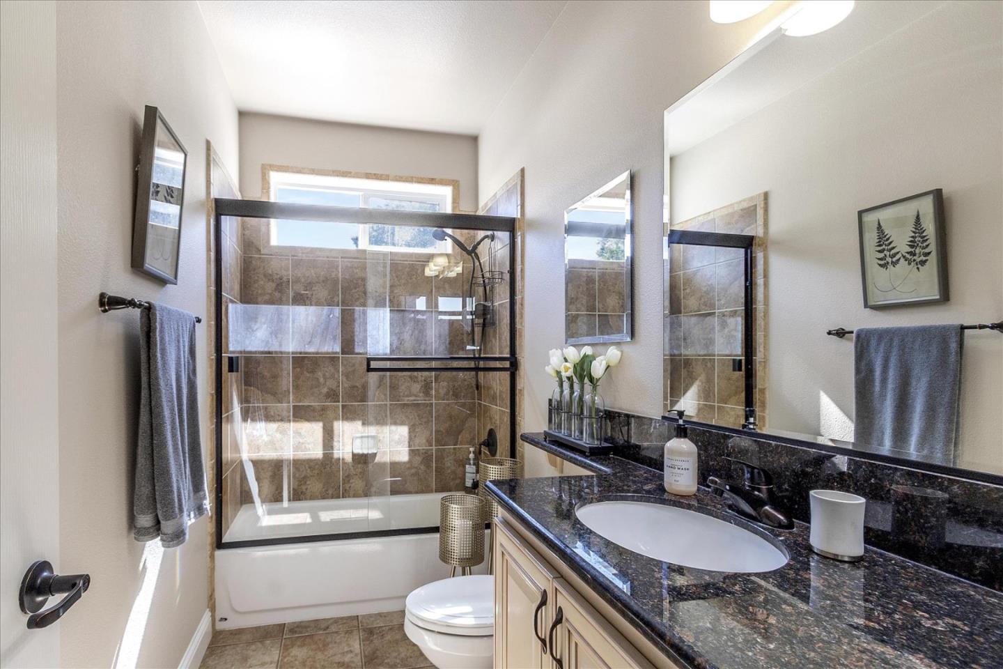 Detail Gallery Image 20 of 26 For 1050 Borregas Ave #36,  Sunnyvale,  CA 94089 - 3 Beds | 2 Baths