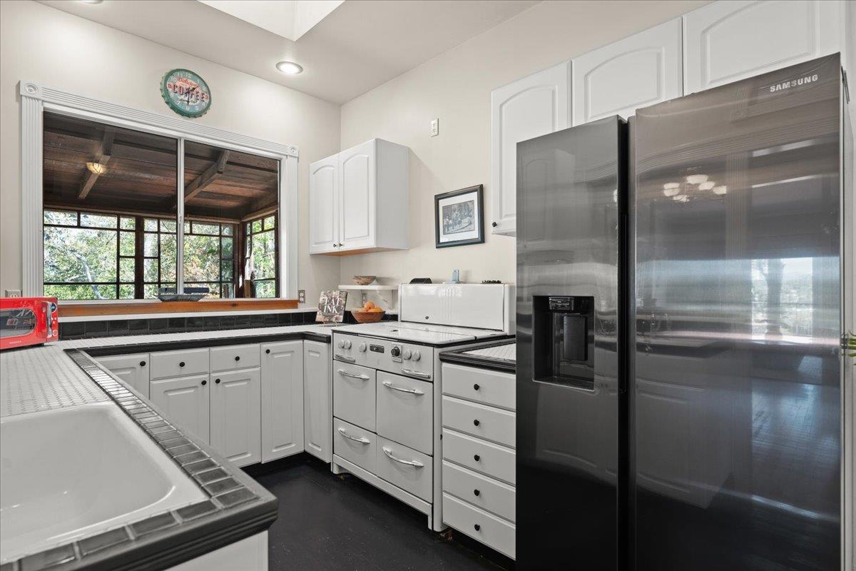 Detail Gallery Image 10 of 40 For 8 Central Ct, Los Gatos,  – 95030 - 2 Beds | 2 Baths