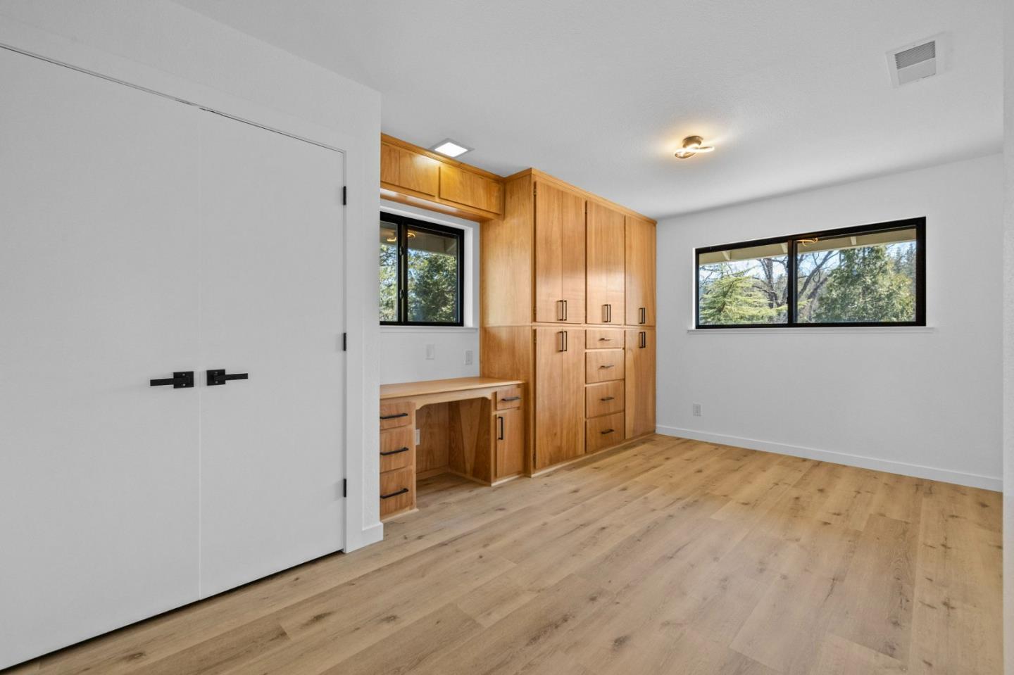Detail Gallery Image 37 of 47 For 19501 Chaffee Cir, Groveland,  CA 95321 - 3 Beds | 3 Baths