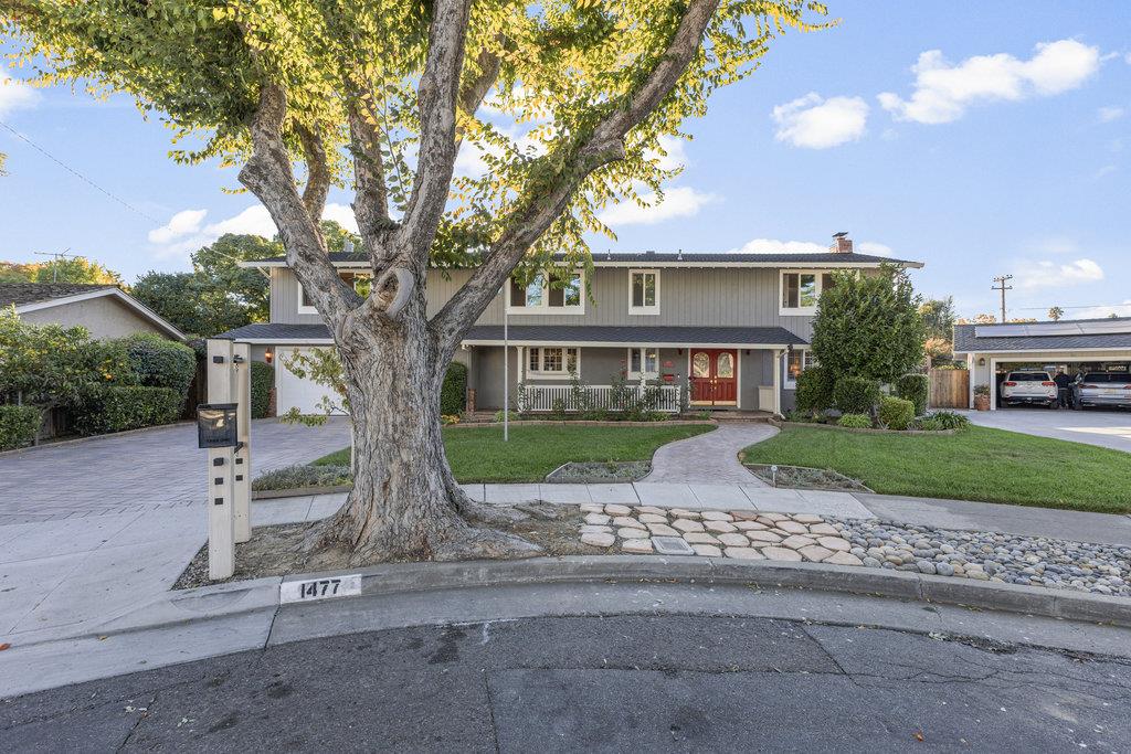 Detail Gallery Image 5 of 115 For 1477 Cherry Garden Ln, San Jose,  CA 95125 - 4 Beds | 3/1 Baths