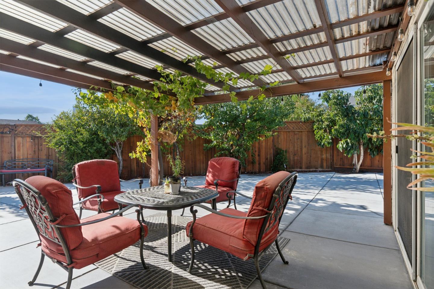 Detail Gallery Image 28 of 31 For 727 Albanese Cir, San Jose,  CA 95111 - 4 Beds | 2 Baths