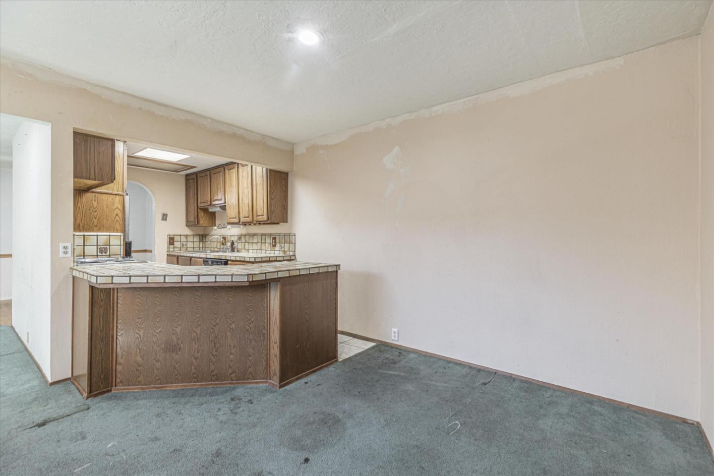 Detail Gallery Image 13 of 31 For 1815 Fallen Leaf Dr, Milpitas,  CA 95035 - 3 Beds | 2 Baths