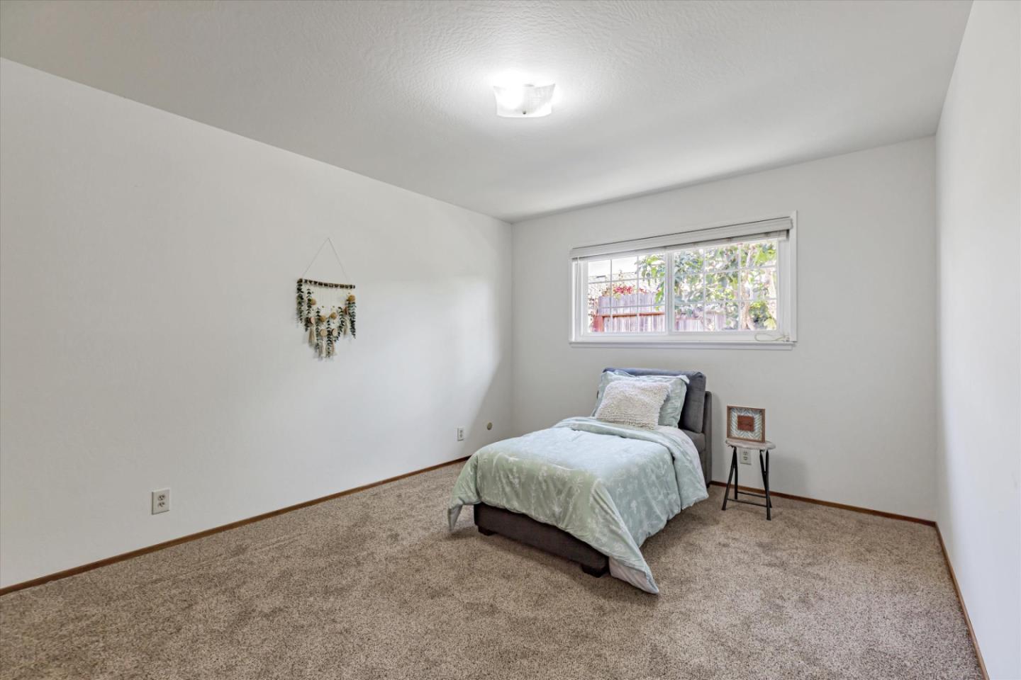 Detail Gallery Image 23 of 39 For 1077 Sierra Madre Dr, Salinas,  CA 93901 - 3 Beds | 2 Baths