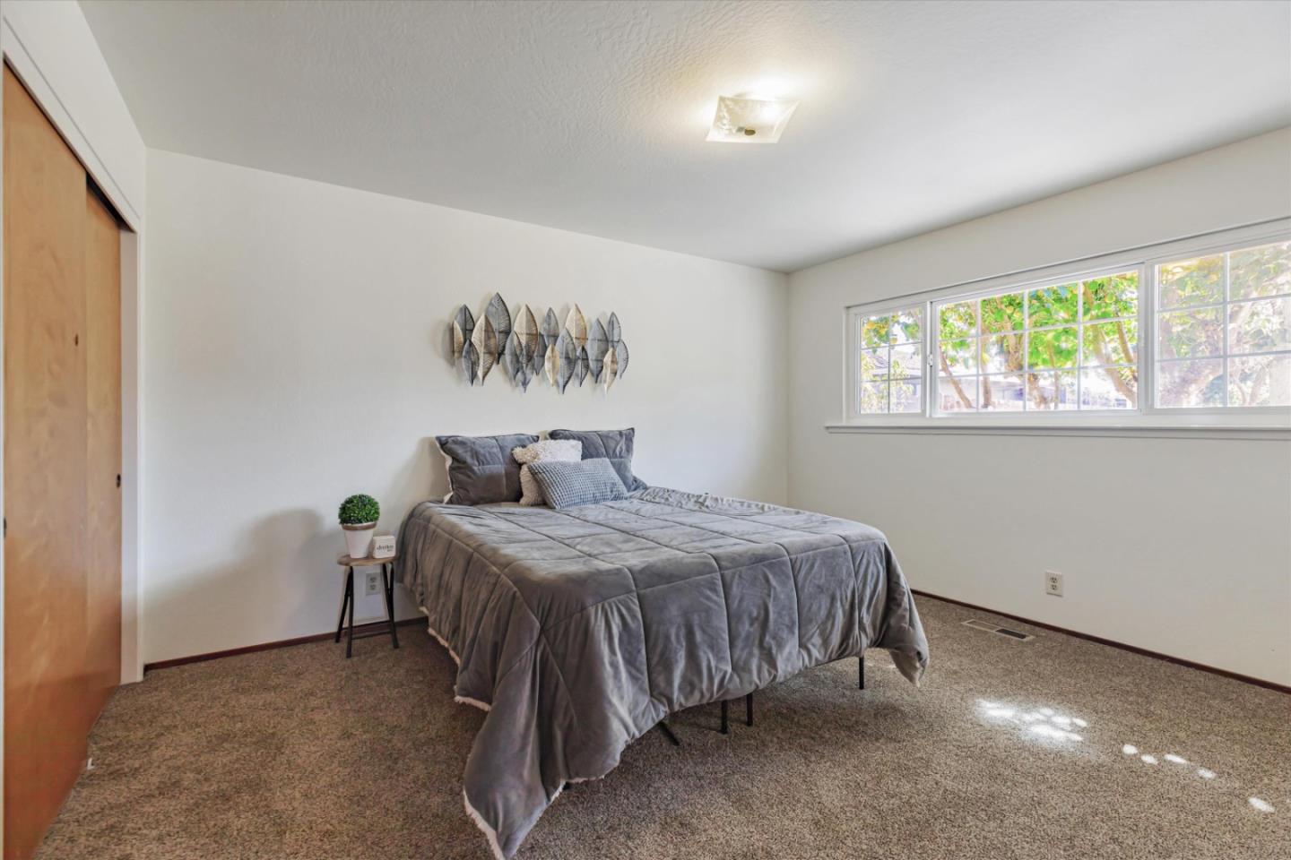 Detail Gallery Image 26 of 39 For 1077 Sierra Madre Dr, Salinas,  CA 93901 - 3 Beds | 2 Baths