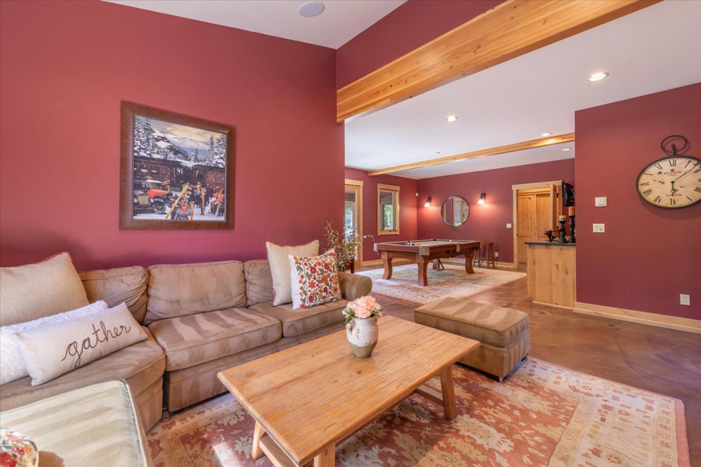 Detail Gallery Image 12 of 39 For 13466 Fairway Dr, Truckee,  CA 96161 - 4 Beds | 3/1 Baths