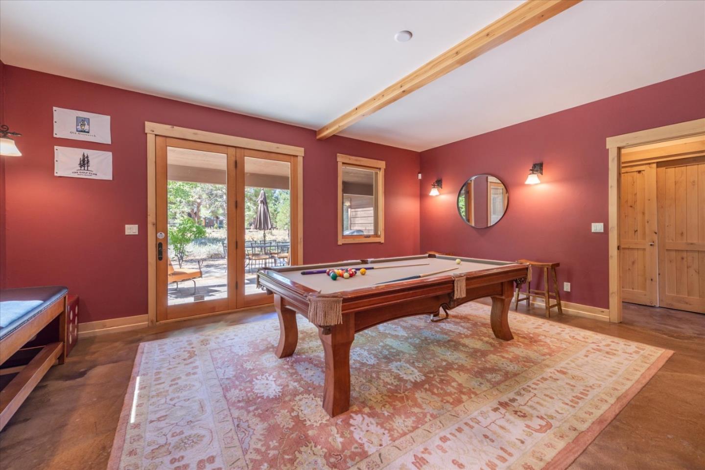 Detail Gallery Image 20 of 39 For 13466 Fairway Dr, Truckee,  CA 96161 - 4 Beds | 3/1 Baths