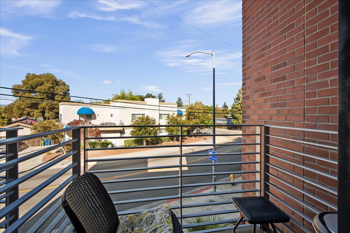 Detail Gallery Image 17 of 25 For 104 S 1st St, Campbell,  CA 95008 - 2 Beds | 2 Baths