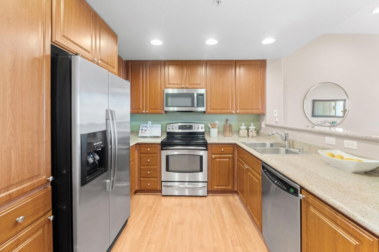 Detail Gallery Image 2 of 31 For 1883 Agnew Rd #426,  Santa Clara,  CA 95054 - 2 Beds | 2 Baths