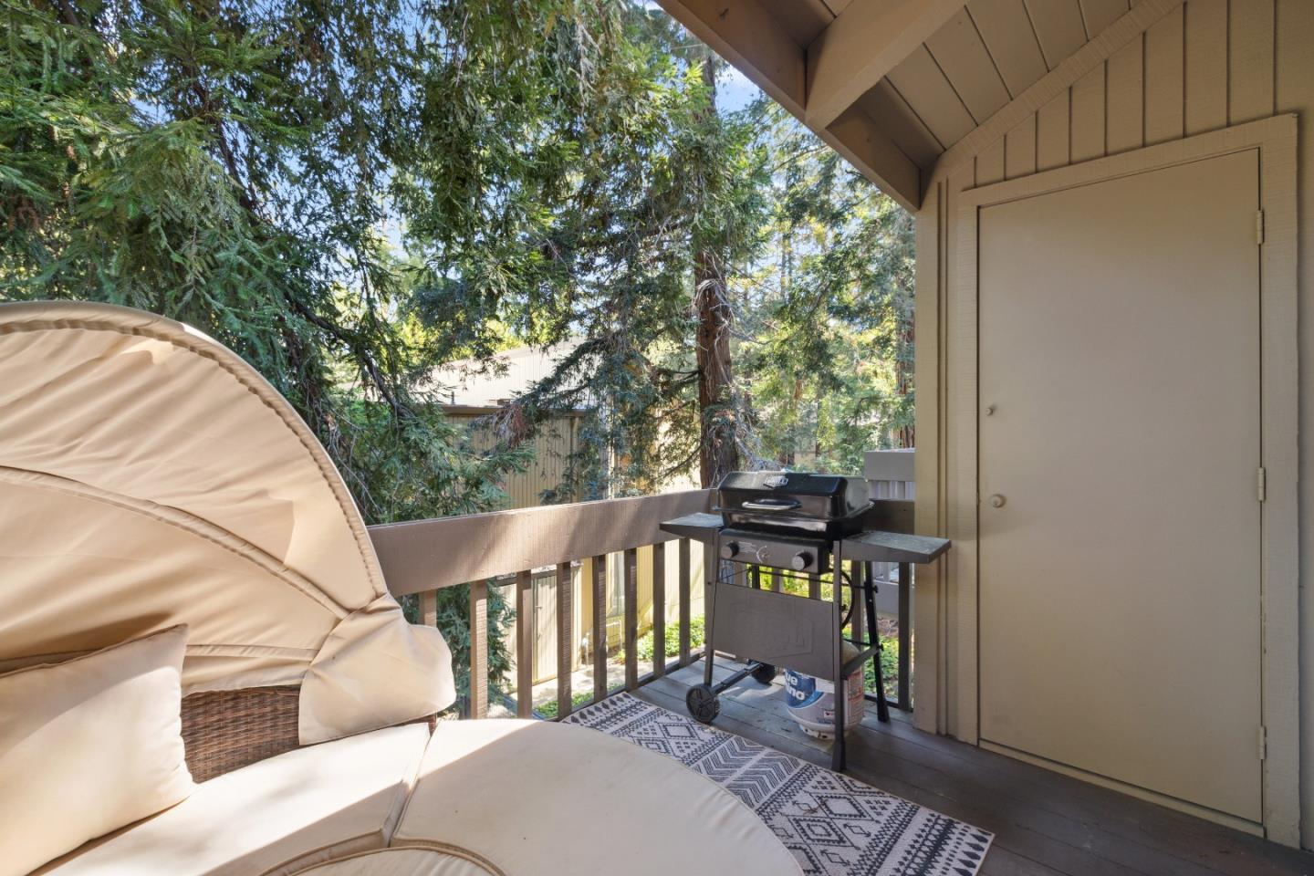 Detail Gallery Image 22 of 28 For 505 Cypress Point Dr #231,  Mountain View,  CA 94043 - 1 Beds | 1 Baths