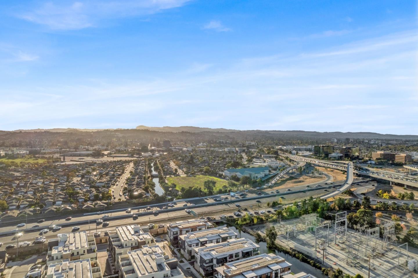 Detail Gallery Image 30 of 41 For 142 Waters Park Cir, San Mateo,  CA 94403 - 2 Beds | 2/1 Baths